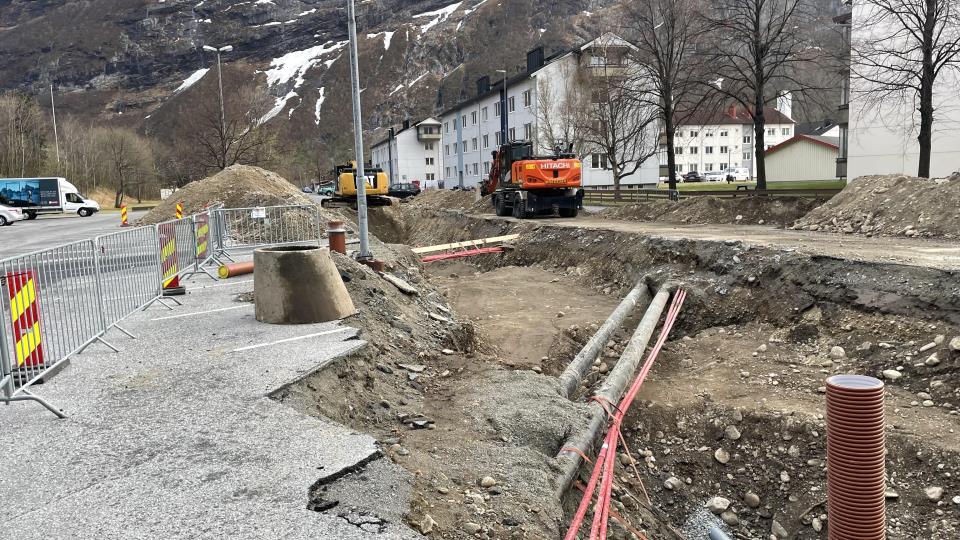 Lenke til artikkel: Renovering av vann og avløp i Skjøllendgata